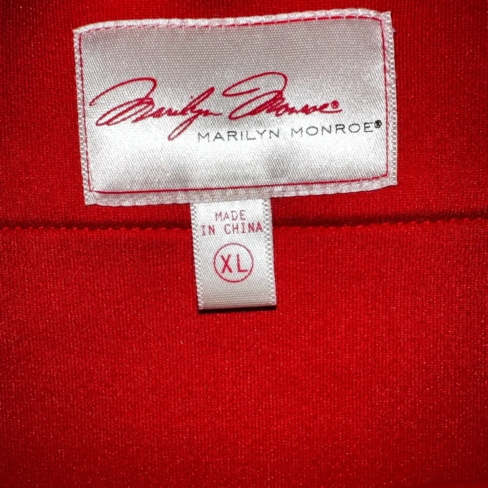 Marilyn Monroe Red Two-Piece Skirt Set | XL ❤️